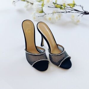 NEW Nalebe by Amina Women’s Means Stellar Mule in Black